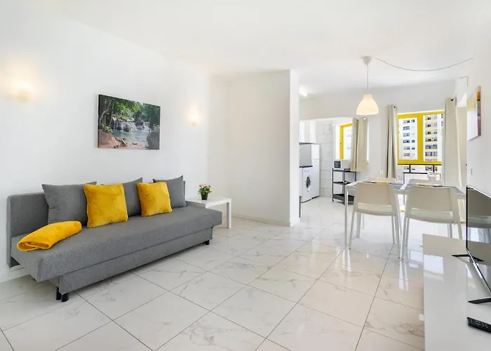 Da Rocha, Clube Da Rocha, Bloco I, Wifi Gratuito, Ar Condicionado, By Ig Appartamento