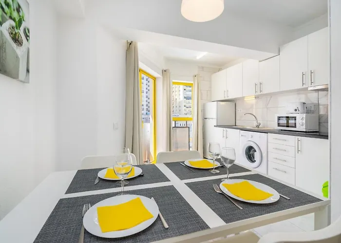 Appartamento Da Rocha, Clube Da Rocha, Bloco I, Wifi Gratuito, Ar Condicionado, By Ig *