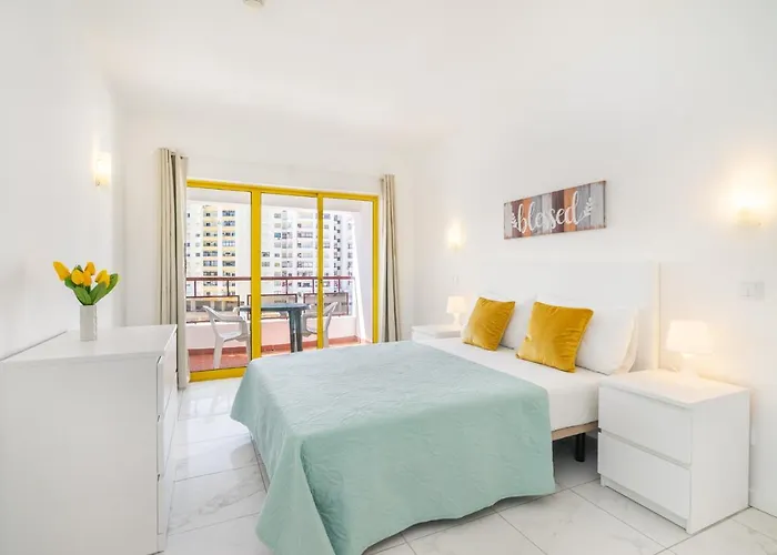 Appartamento Da Rocha, Clube Da Rocha, Bloco I, Wifi Gratuito, Ar Condicionado, By Ig